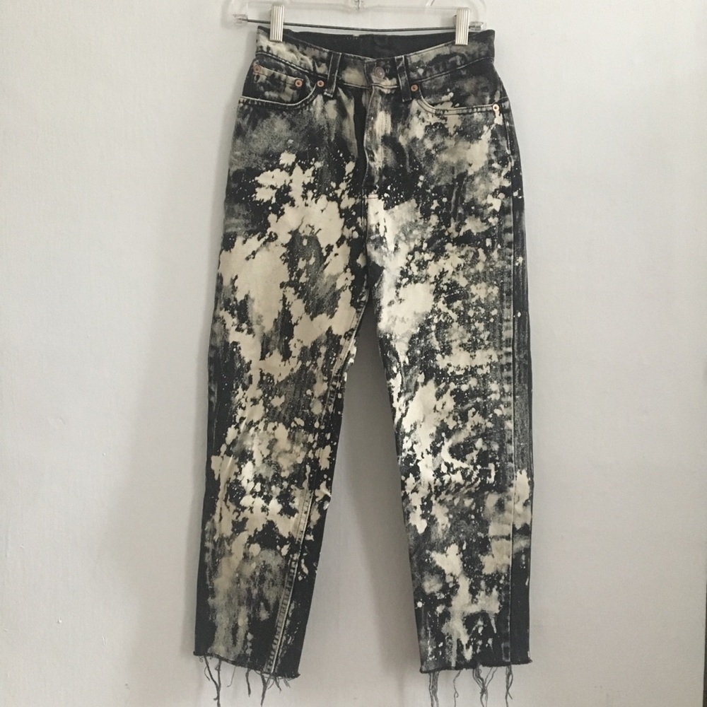 VINTAGE BLEACHED BLACK HIGH WAISTED LEVIS 512